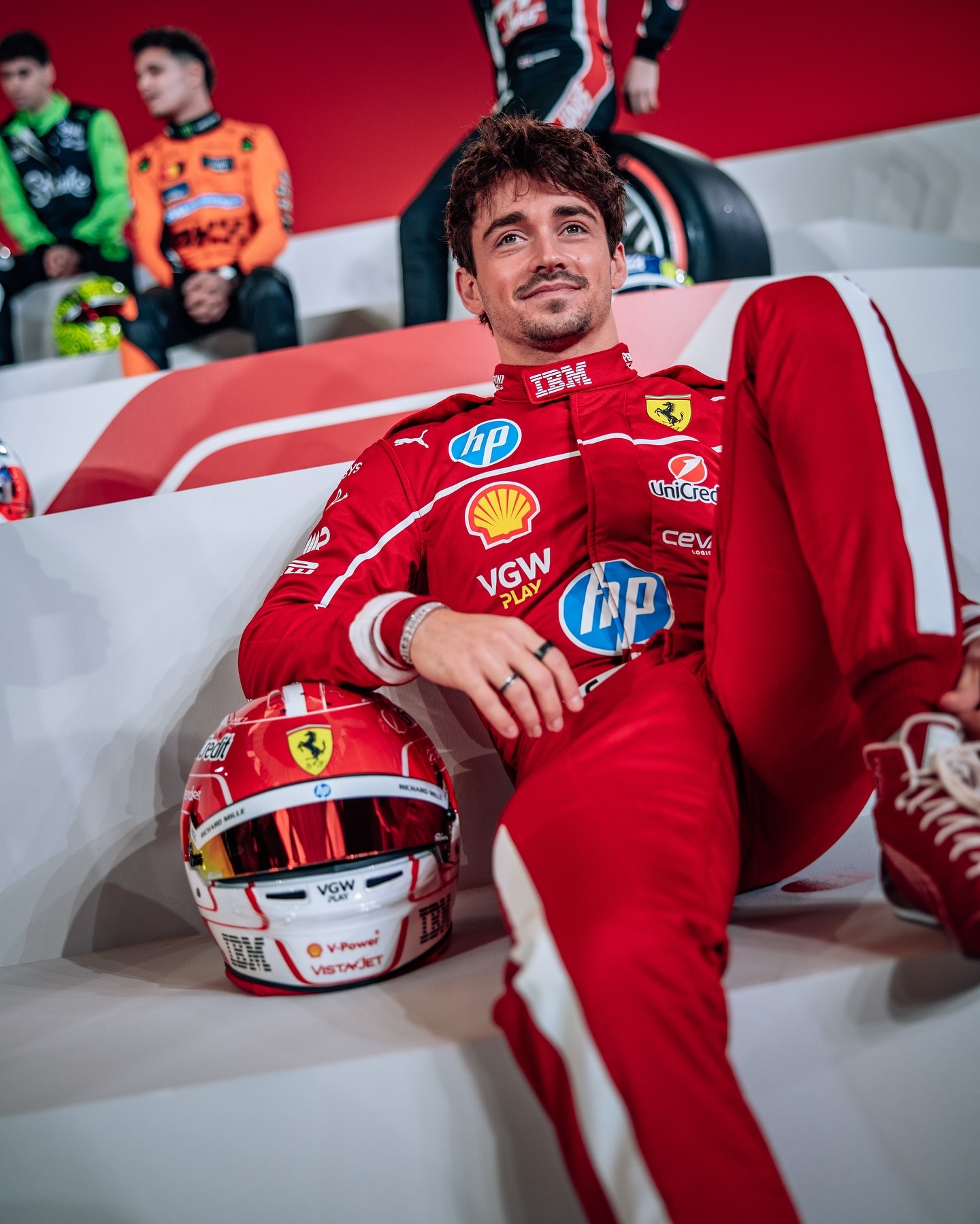 迈凯伦绝杀雷诺车队，汉密尔顿惊艳四座