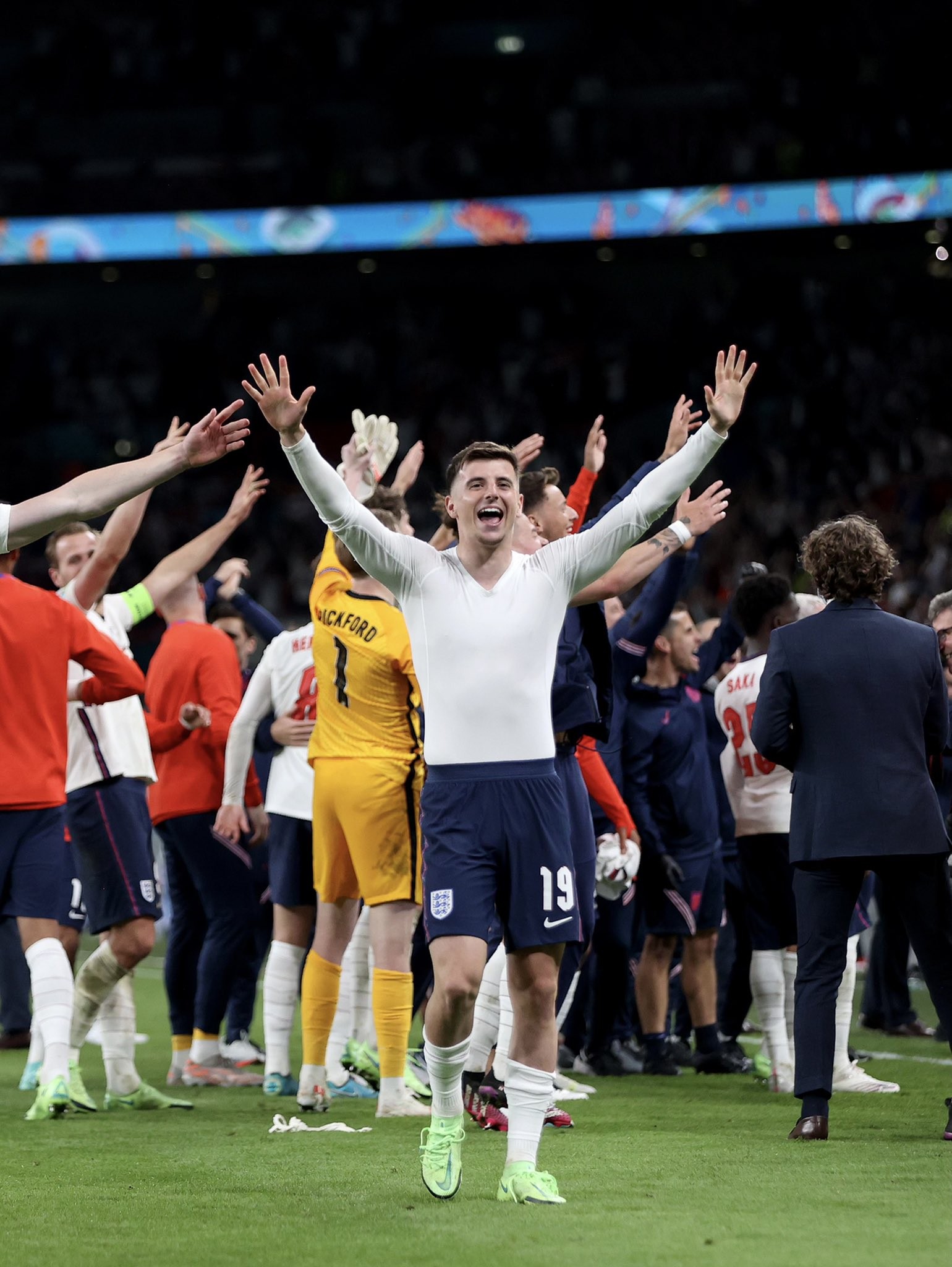 英格兰队绝杀韩国队，梁靖崑带队取胜