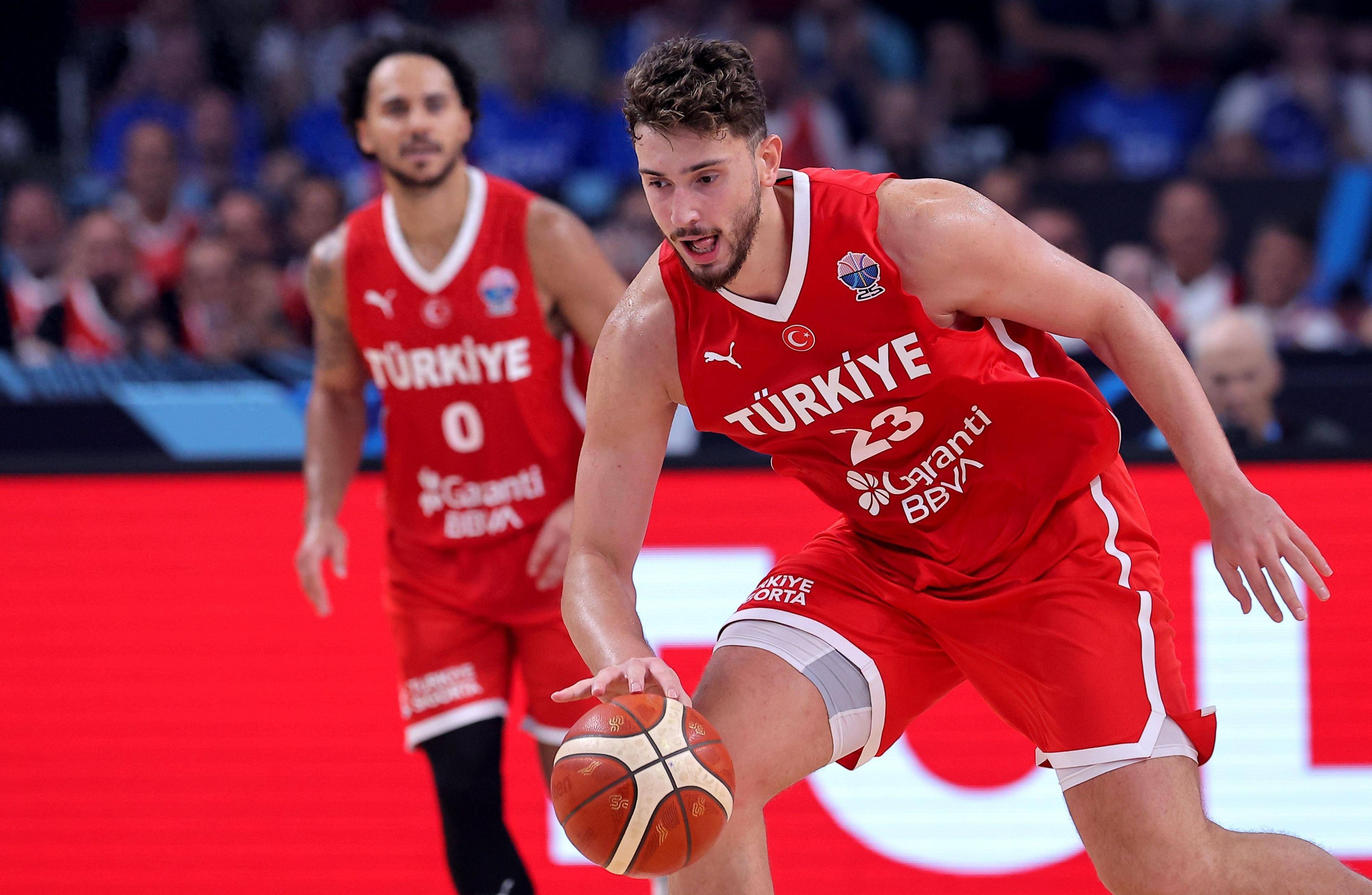 尼克斯险胜土耳其男篮，约基奇爆发神勇