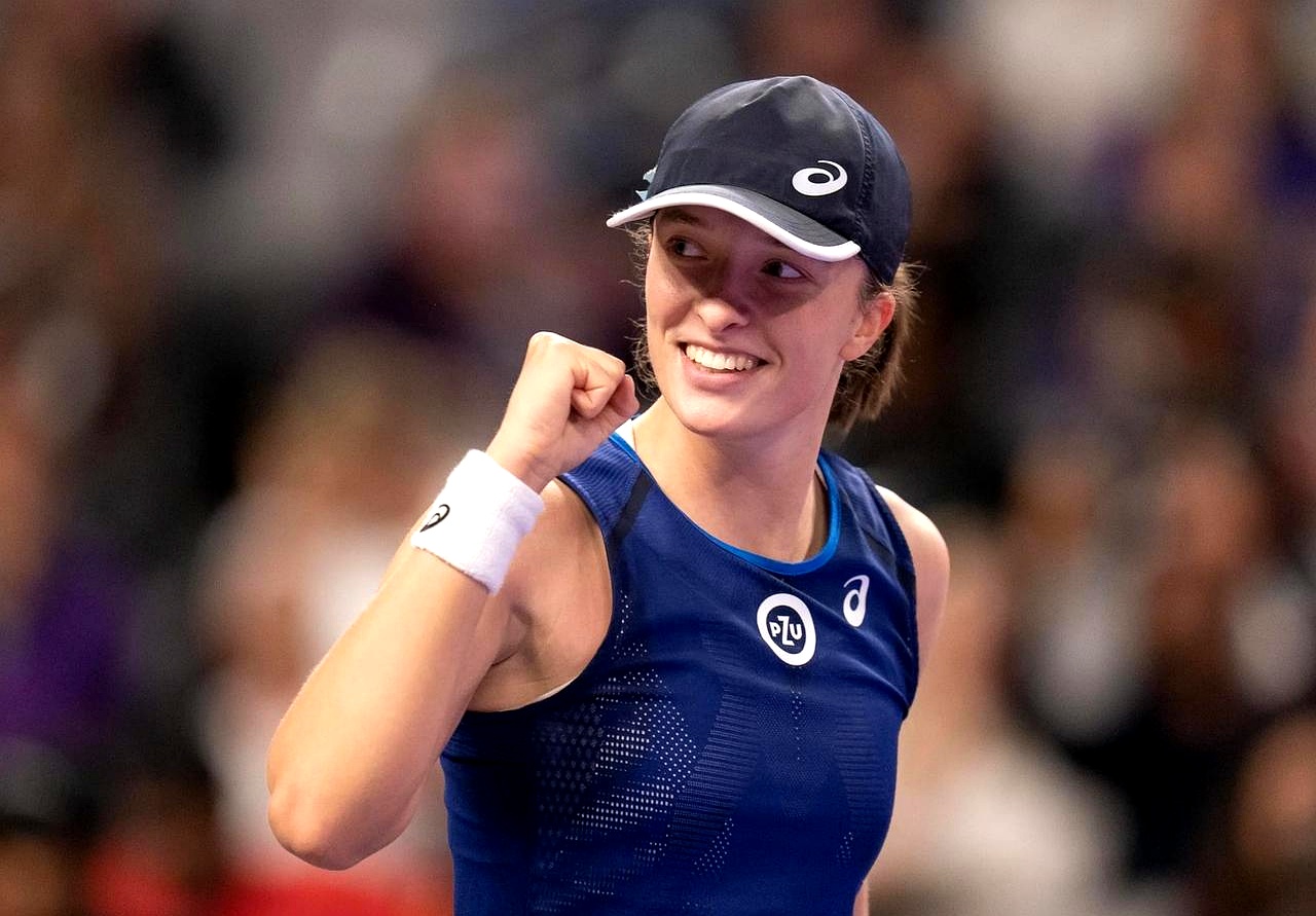 世界网球队绝杀德国网球队，克耶高斯完成帽子戏法